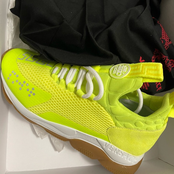 Versace Cross Chainer
Lime Green Gum (Women's Size 9.5) - Picture 3 of 3